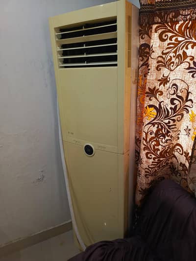 Kenwood 2 ton floor stand ac for sale