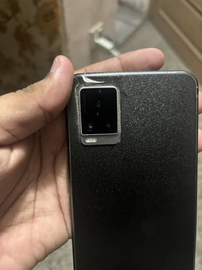 Vivo v20 8 128 no open no repair exchange possible with motorola