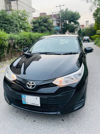 Toyota Yaris GLi, 1st owner, B2B genuine, Isb registered