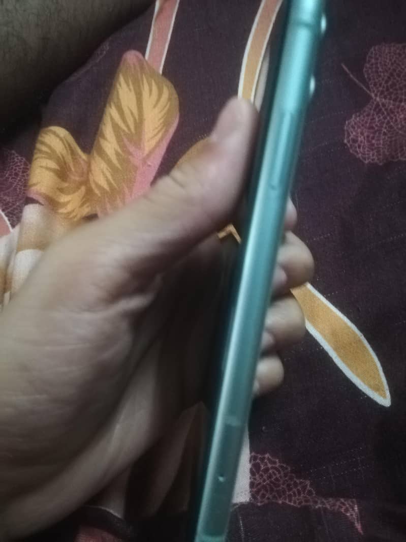 iphone 11 3