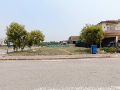 Corner Residential Plot For Sale Situated In Bahria   Garden City - Zone 1