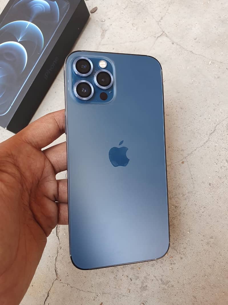 iPhone 12 pro max 1