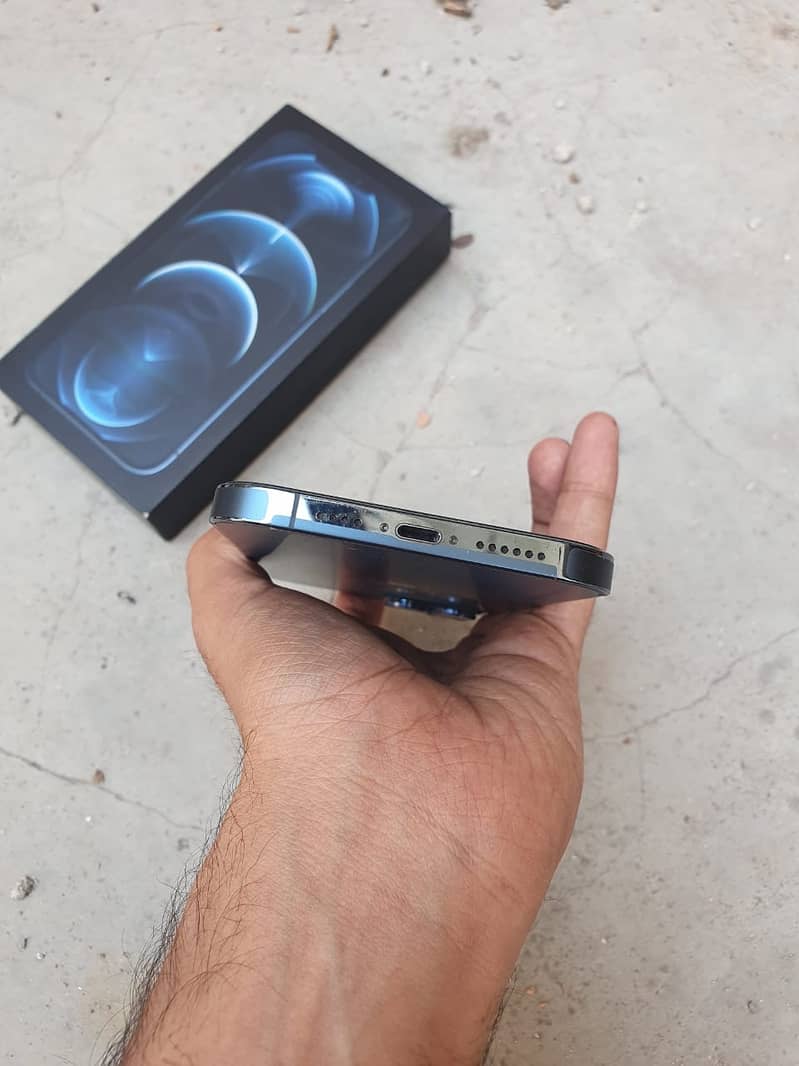 iPhone 12 pro max 5