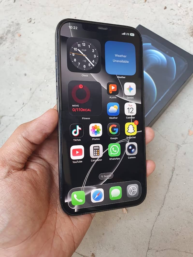 iPhone 12 pro max 6