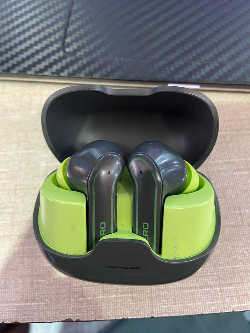 Zero wave earbuds 0