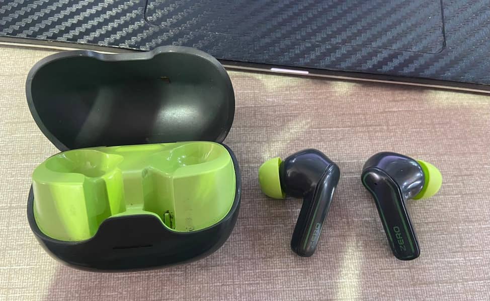 Zero wave earbuds 1