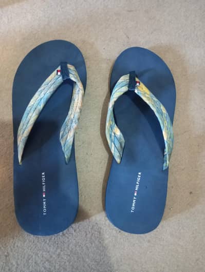 Tommy Hilfiger original slide/slipper