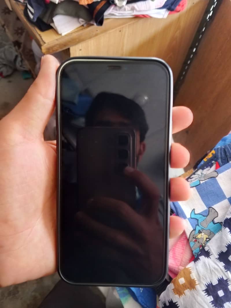 iPhone 12 2