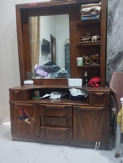 dressing table