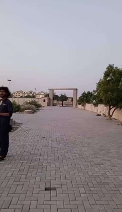 Plot For Sale in Areesha Vilas Scheme 33.