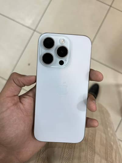 I PHONE 15 PRO