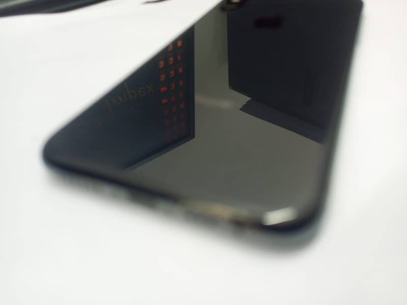 iPhone XS 4