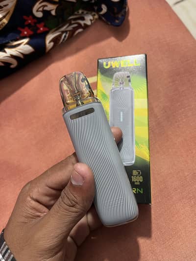 Uwell Caliburn G5 lite With Pink Guava 30mg