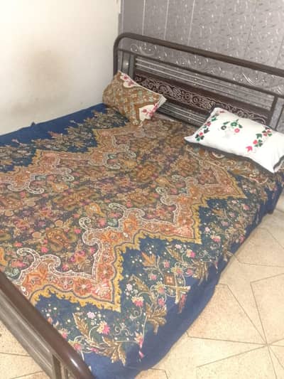IRON BED 6.5* 6