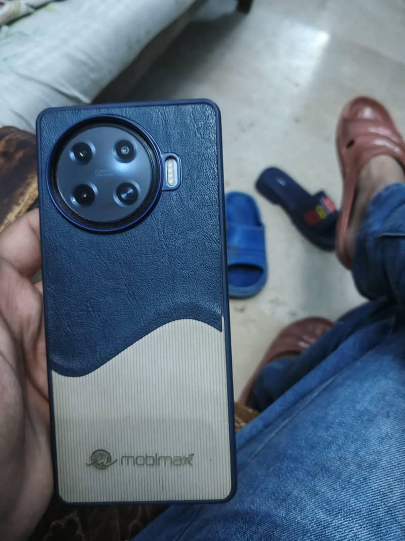 Techno spark 20 pro plus 3