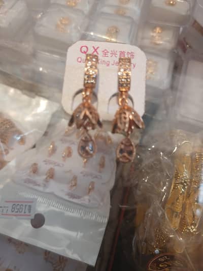One carat earrings for women in all designs i