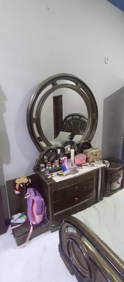 used bedroom set. for urgent sale. with out mattress. .