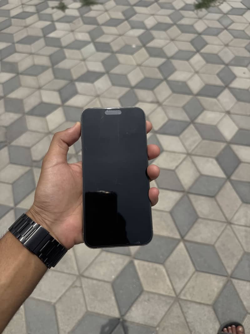 Iphone 15 pro max jv 1