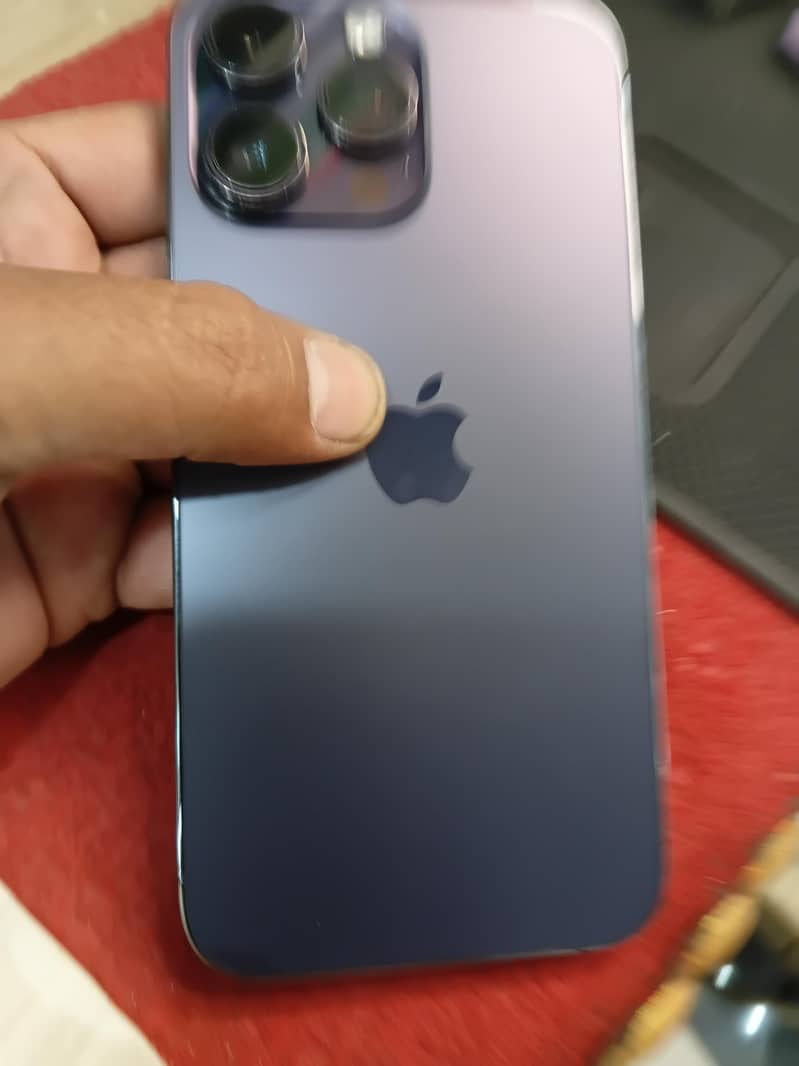 14 pro Max 3