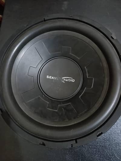 Basetube subwoofer speaker for cars and home