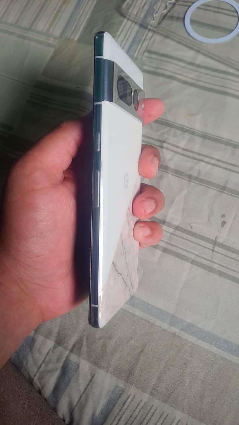Google pixel 7 pro 5G 3