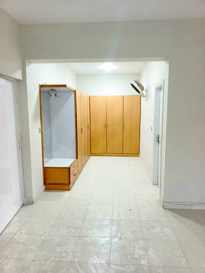 Urgent Sale Best Price 10 Marla Apartment Prime Location