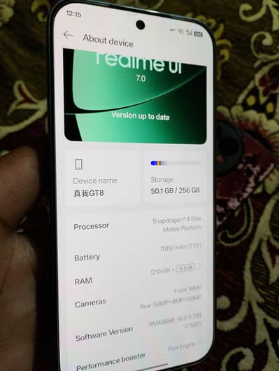 releme GT8 12:256 144 Refreshrate best for pubg  120xzoom camra 7000mh