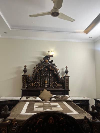 king size bed and full furniture clean
