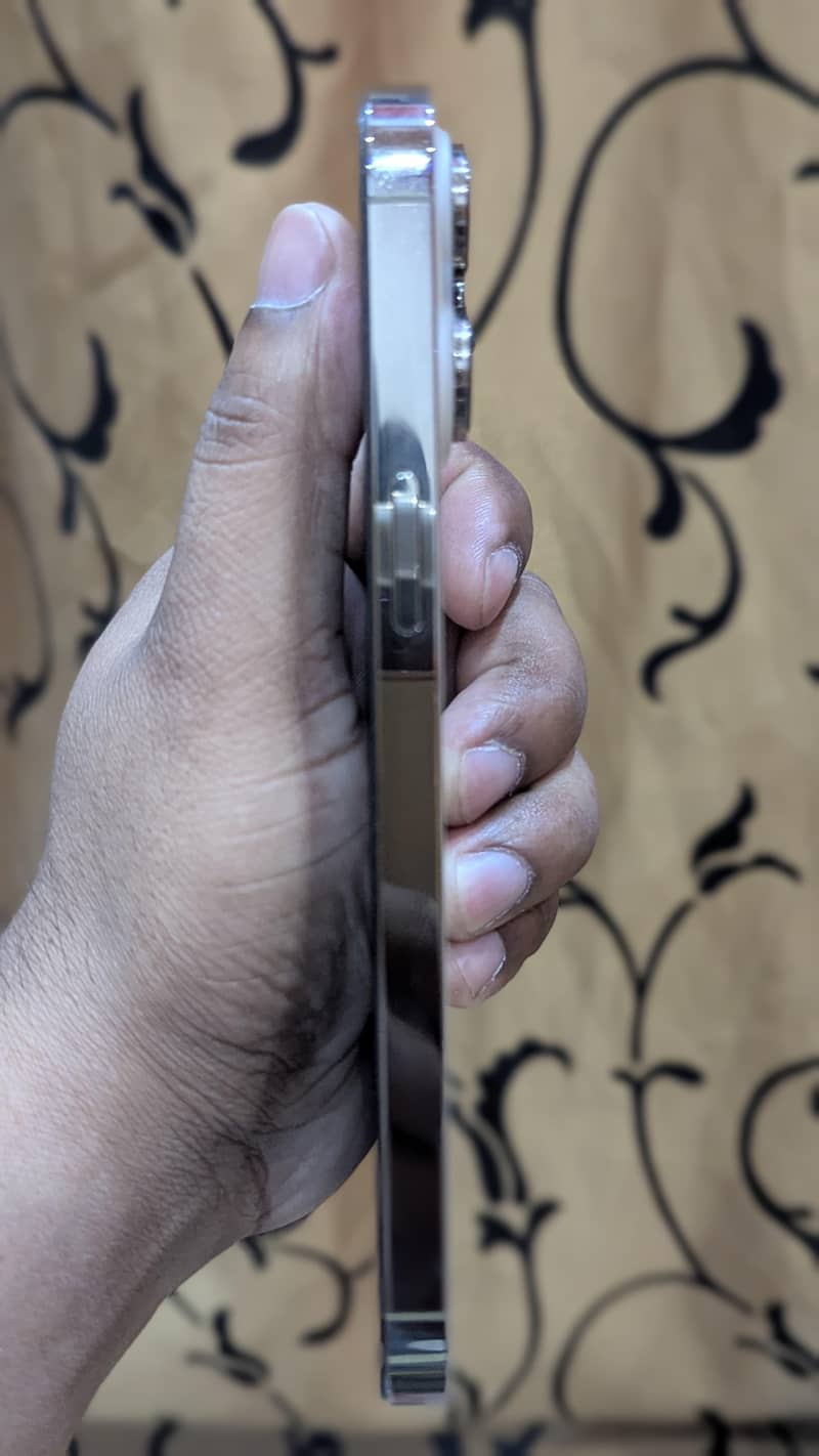 IPHONE 14 PRO MAX 2