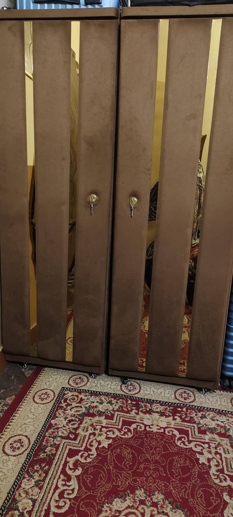 cupboard 0
