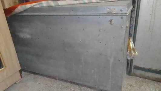 SANDOOQ FOR SALE