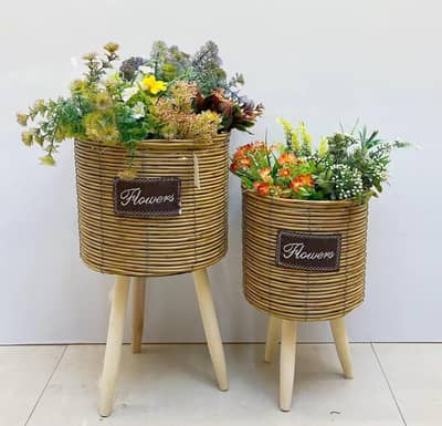 Chaina Flowers planter