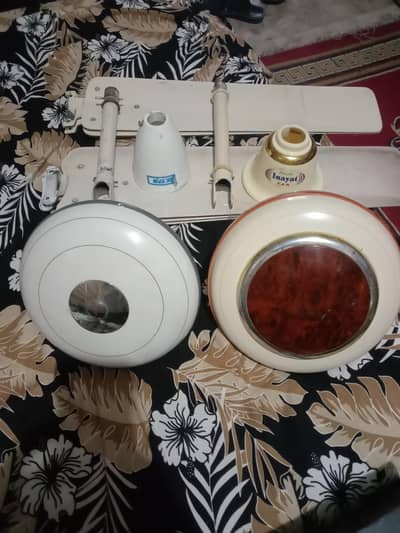 2 ceiling fans