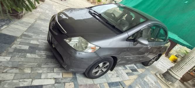 Honda City iDSI 2005 Neat & Clean | Chill AC | Genuine Roof |