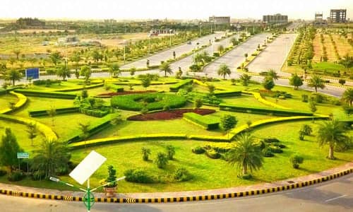 Solid Land 1 Kanal Developed Plot | Best Location Block C Gulberg Residencia