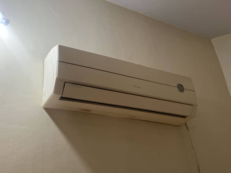 GREE SPLIT AC 0