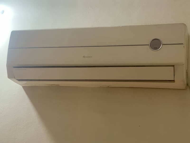 GREE SPLIT AC 3