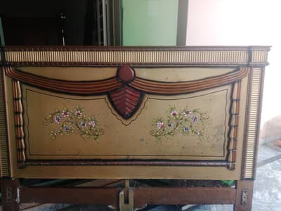 BED FOR SALE IN A GOOD CONDITION big size bed