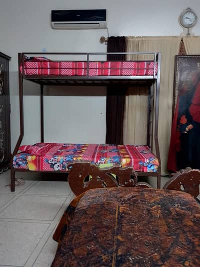 bunk bed