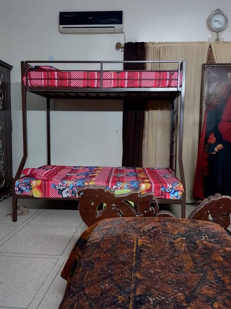 bunk bed 0