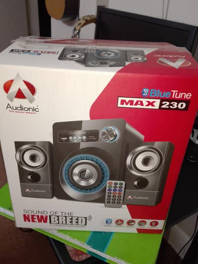 Speakers Brand NEW audionic