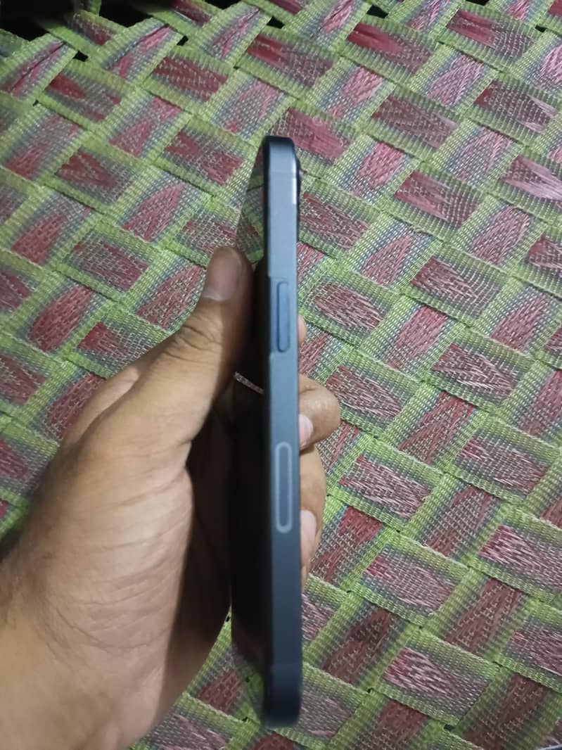 iphone 13 28gb Non-pta 4