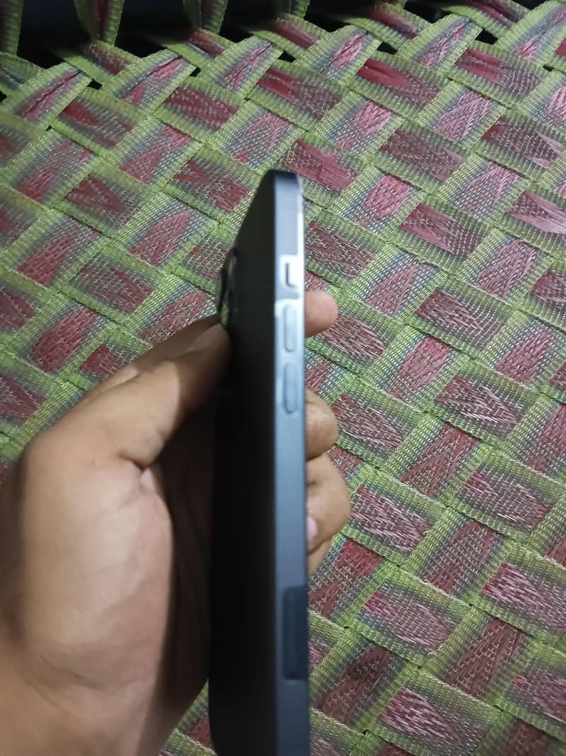 iphone 13 28gb Non-pta 5
