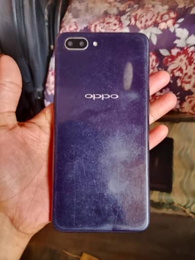 box he magar charger nhi he keemat munasib ho jay gi battery timing th