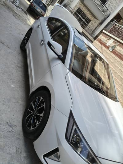 Hyundai Elantra GL Total Genuine Fully  Company Maintained