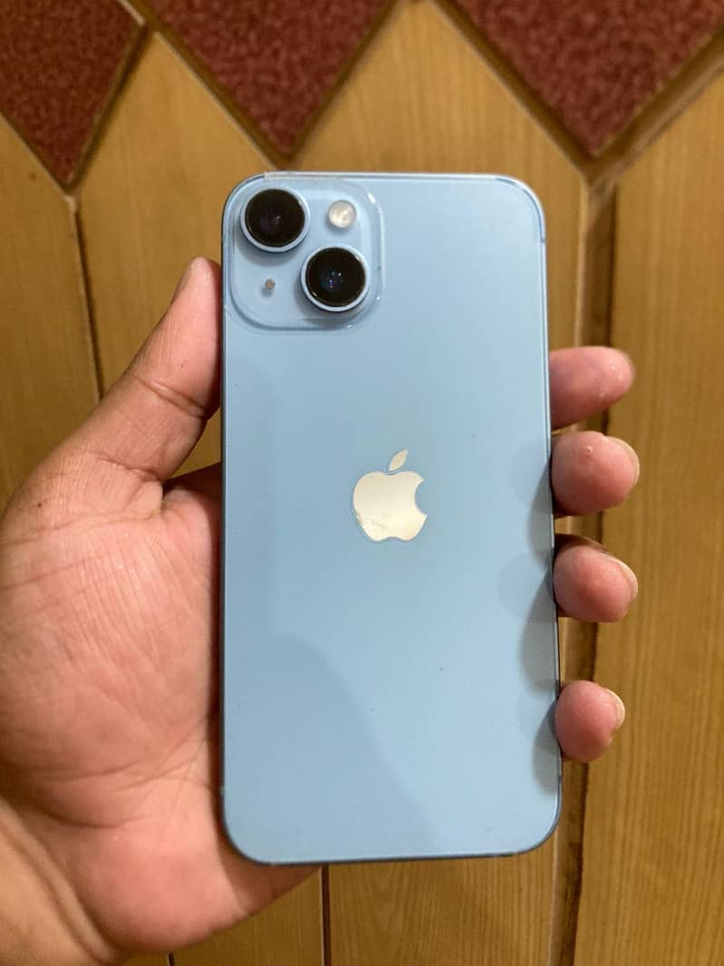 iPhone 14 3