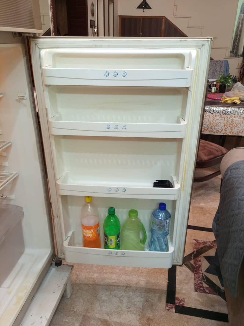 fridge 0