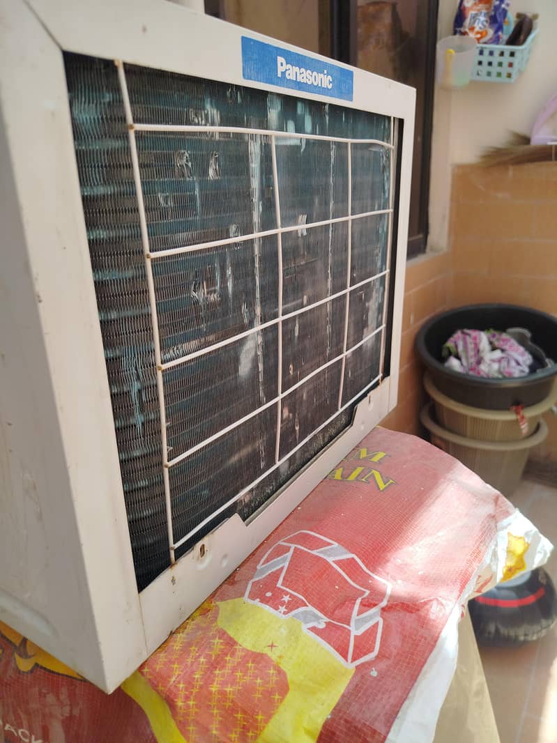 Panasonic AC 1
