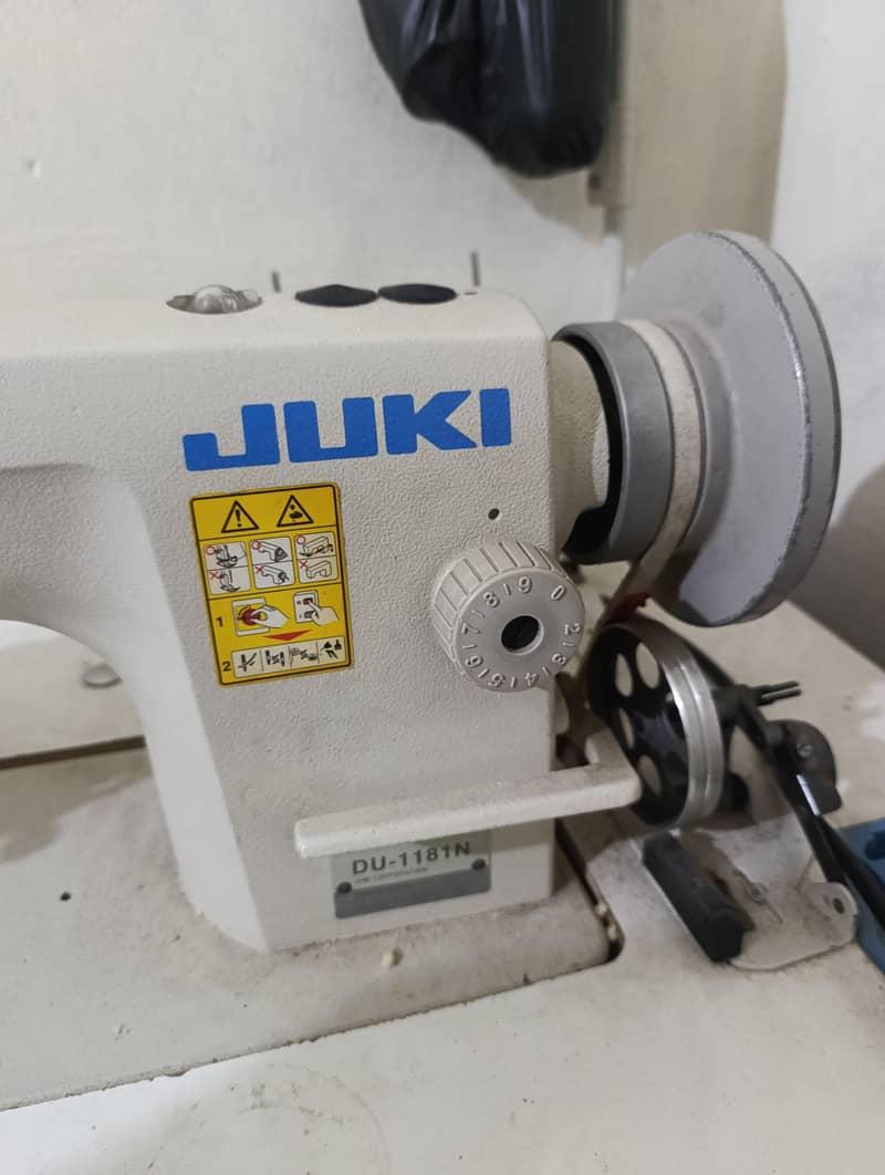 Juki machine almost new 2