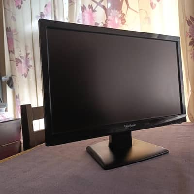 ViewSonic 24 inch broad led monitor ,
